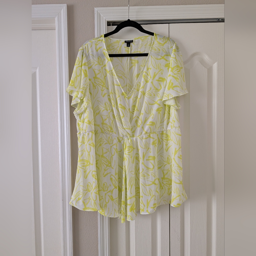 Torrid Yellow and White Floral Wrap Blouse